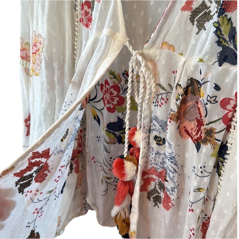 Zara Shrug Open Front Floral Boho Top With Tassels White Neutral Colors Coverup - Picture 6 of 12